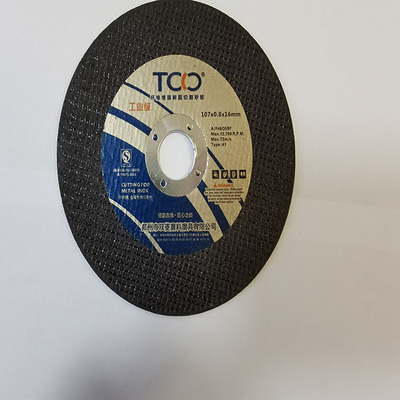 Con una smerigliatrice di angolo a 4 pollici di Cut Off Wheel 107mm della smerigliatrice di SIC Metal Cutting Disc